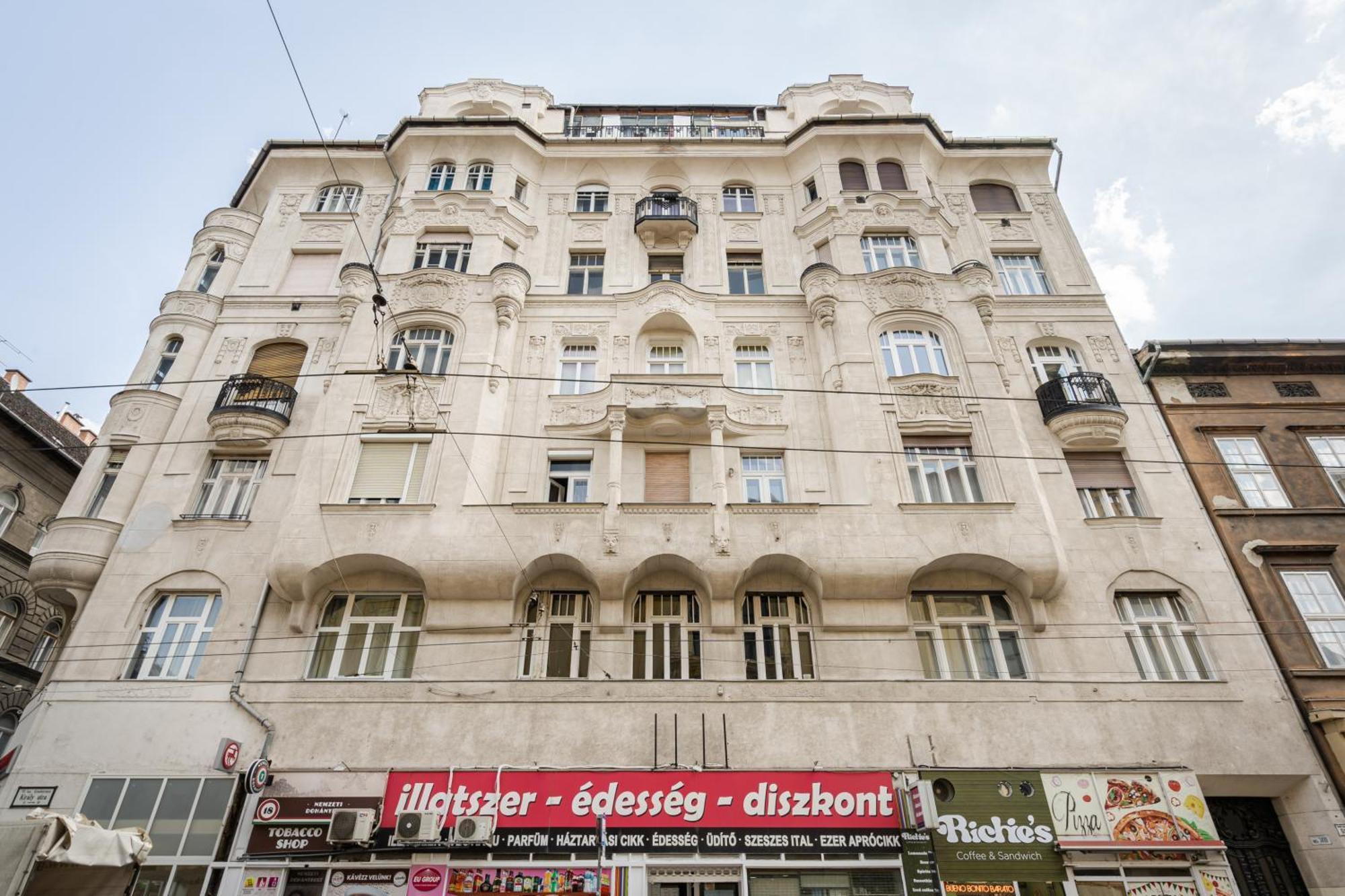 K51 - Kiraly Boutique Residence - Best Location By Bqa Budapest Eksteriør billede