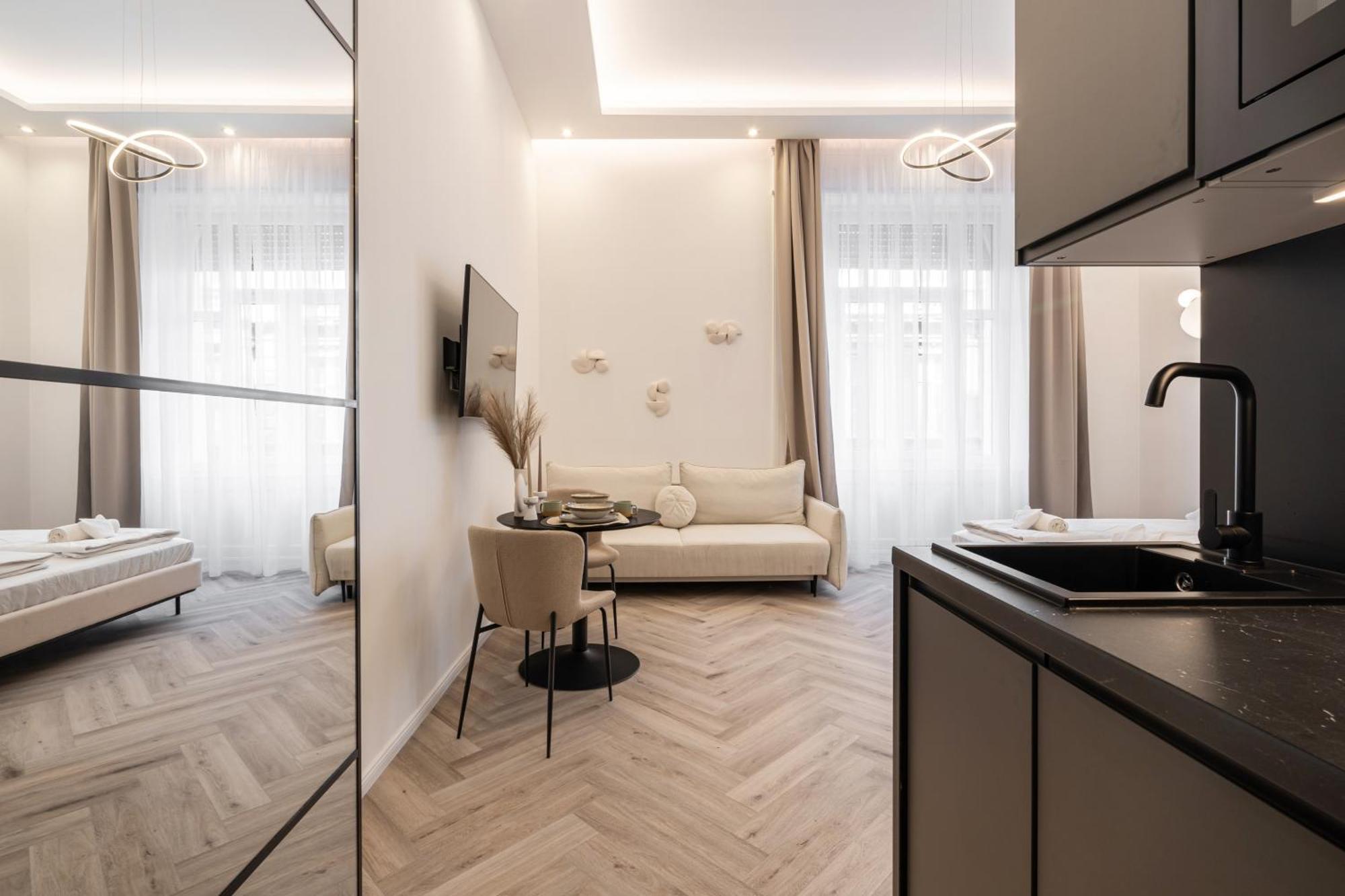 K51 - Kiraly Boutique Residence - Best Location By Bqa Budapest Eksteriør billede