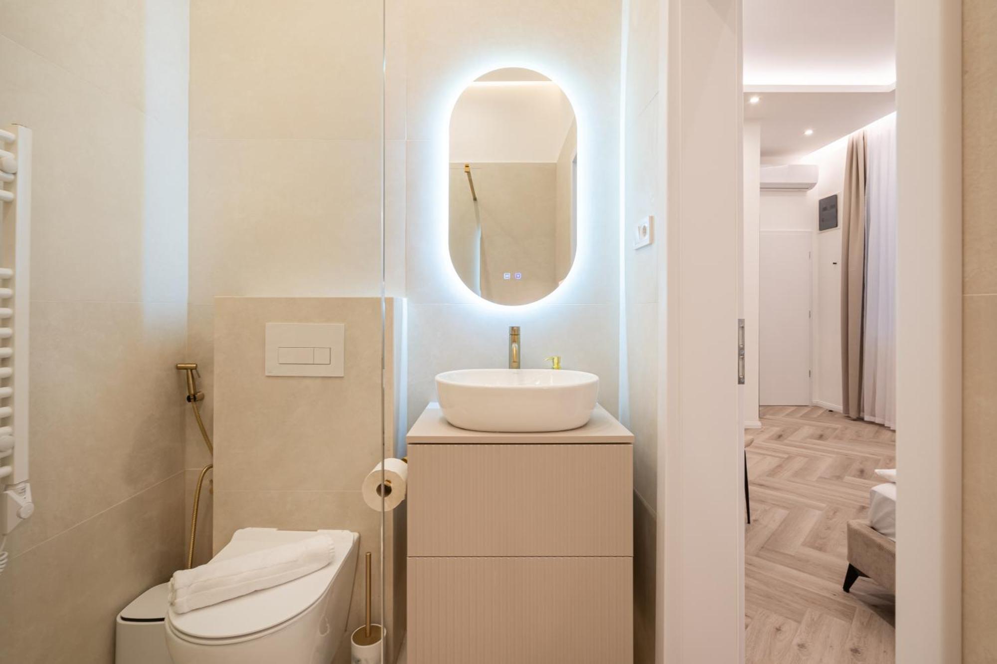 K51 - Kiraly Boutique Residence - Best Location By Bqa Budapest Eksteriør billede